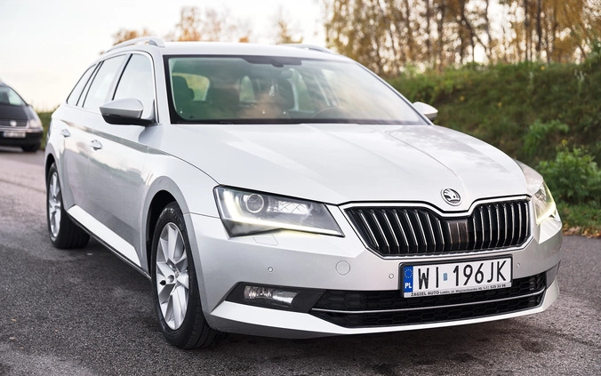 Skoda Superb cena 65000 przebieg: 199220, rok produkcji 2019 z Płock małe 781